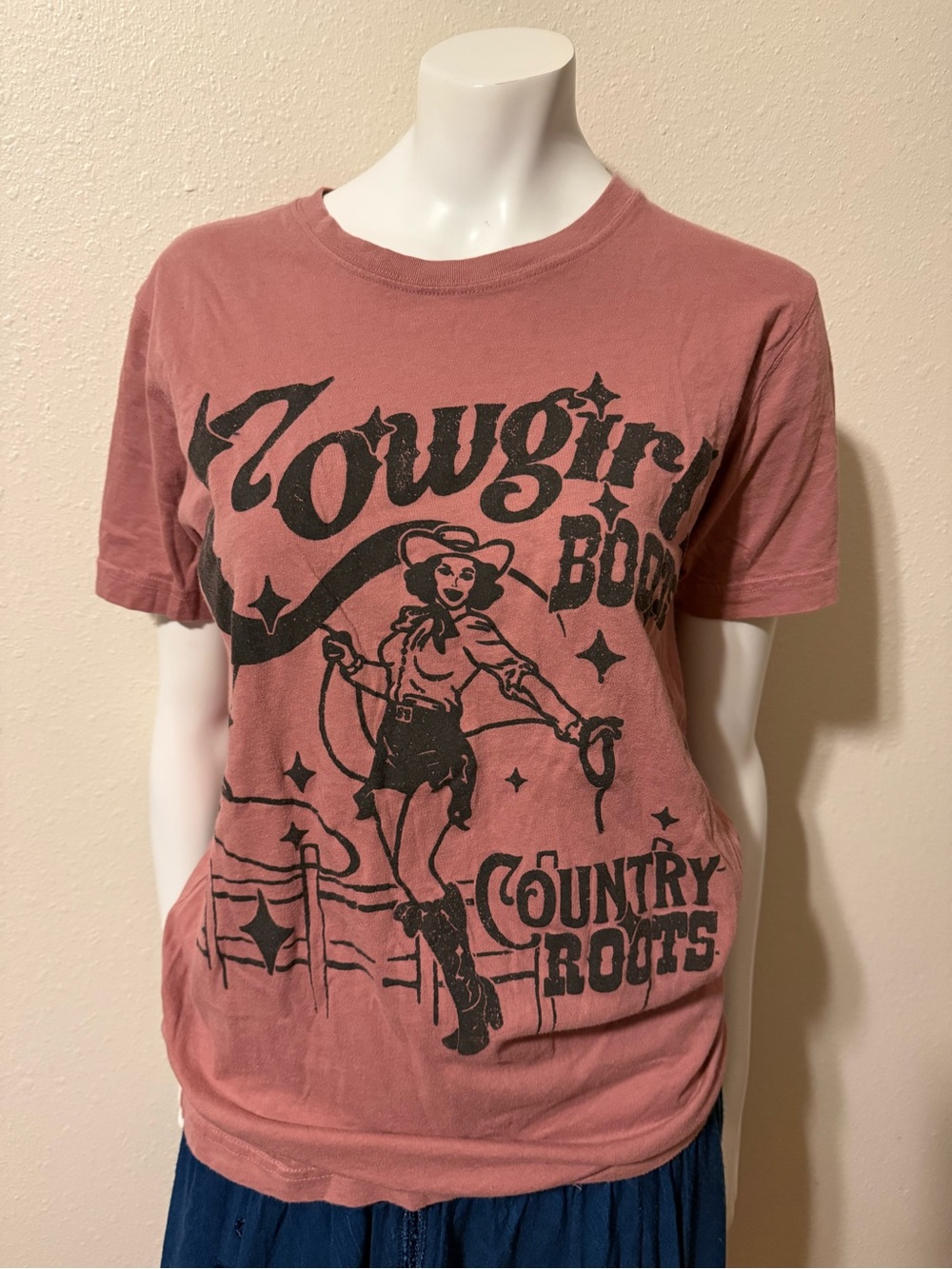 Women’s Short Sleeve Pink Graphic Tee - Country Roots
